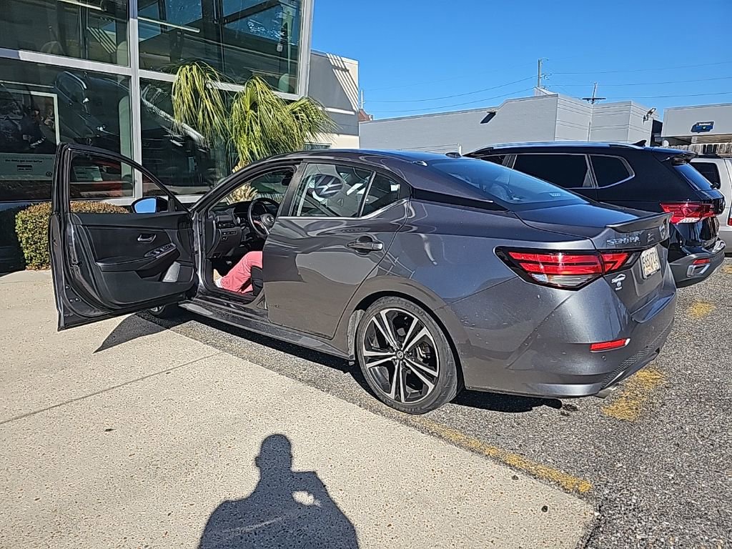 Used 2021 Nissan Sentra SR w/ Lighting Package image 9