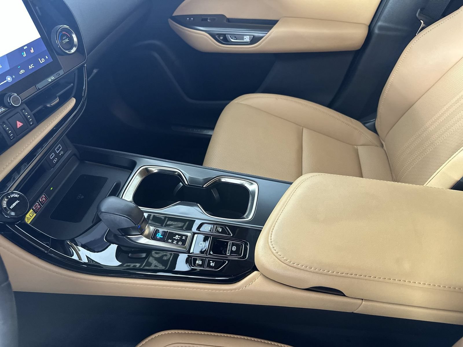 Used 2023 Lexus NX 350 AWD image 21