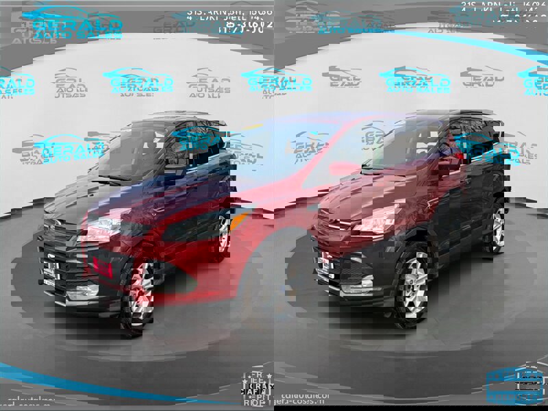 Used 2015 Ford Escape SE image 1