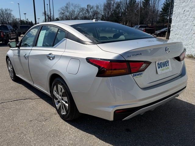 Used 2020 Nissan Altima 2.5 S FWD image 3