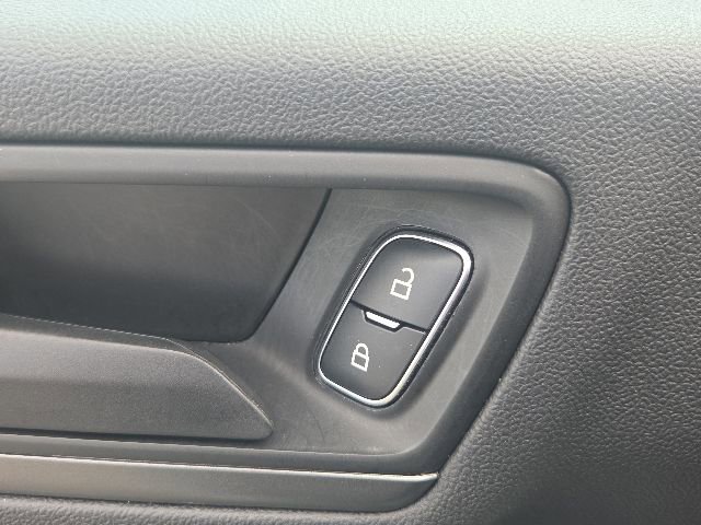 Used 2025 Ford Escape Active AWD/4WD image 20