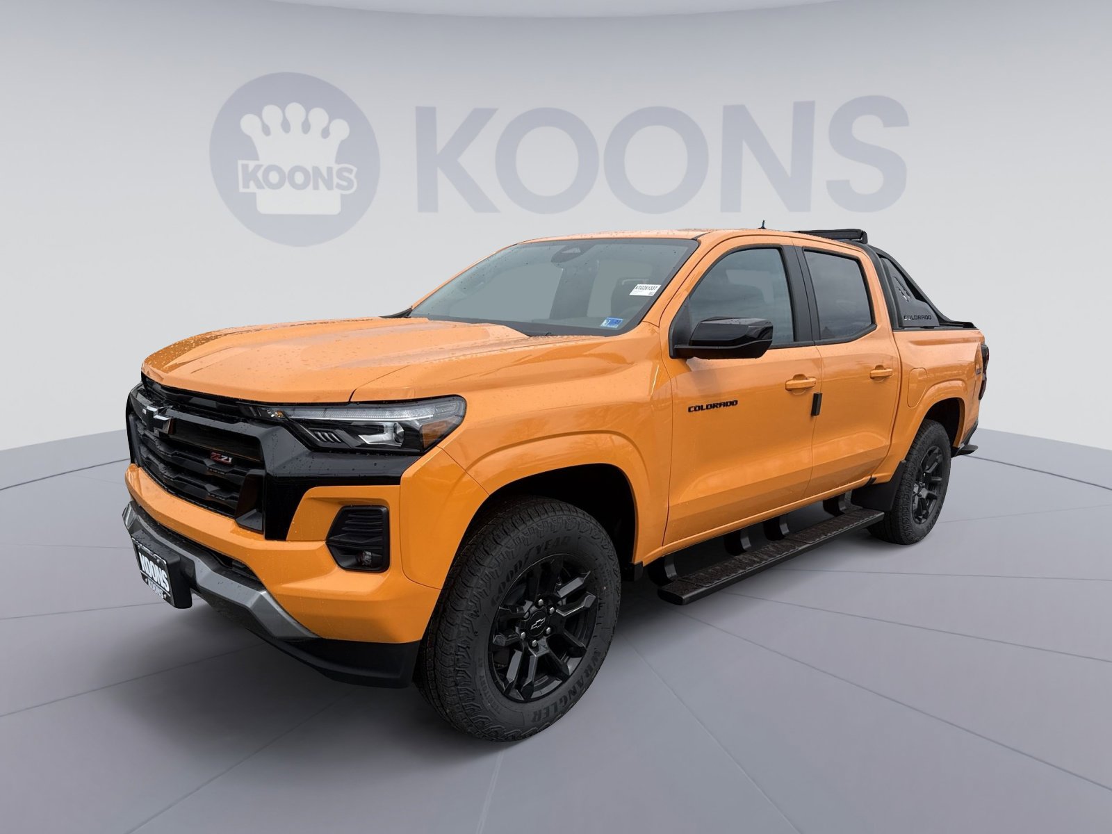 New 2026 Chevrolet Colorado Z71 w/ Midnight Edition AWD/4WD image 1
