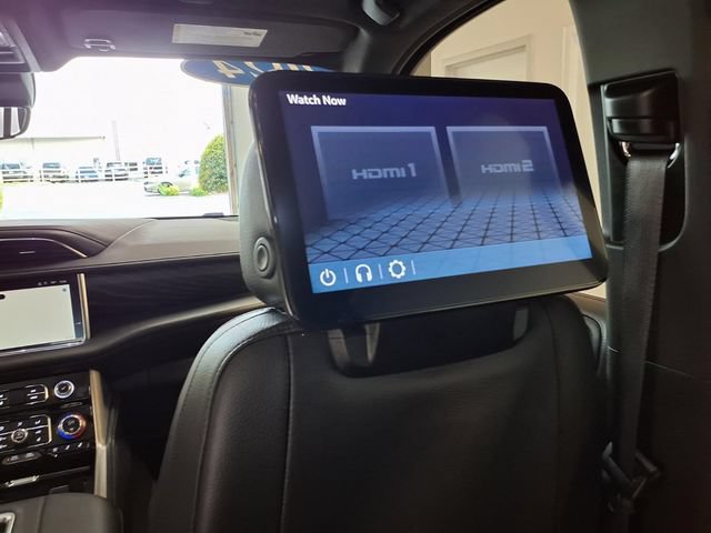 Used 2024 GMC Yukon Denali w/ Advanced Technology Package AWD/4WD image 19