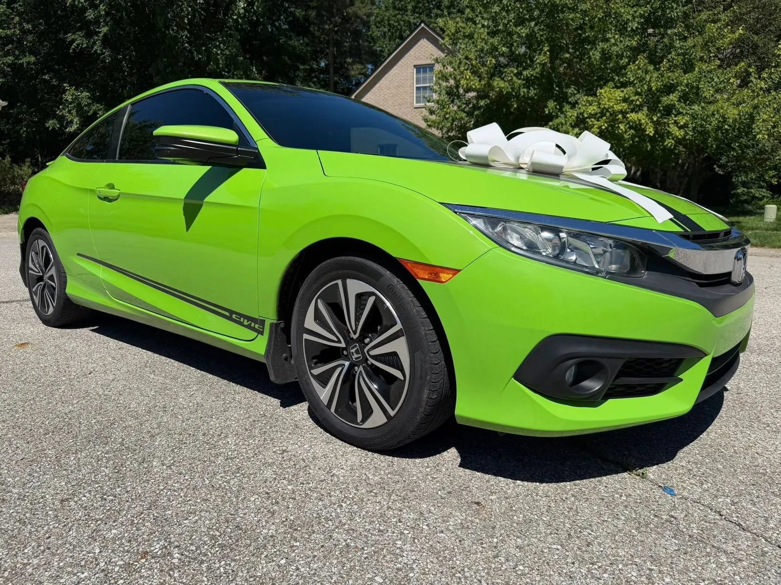 Used 2017 Honda Civic EX-T image 1