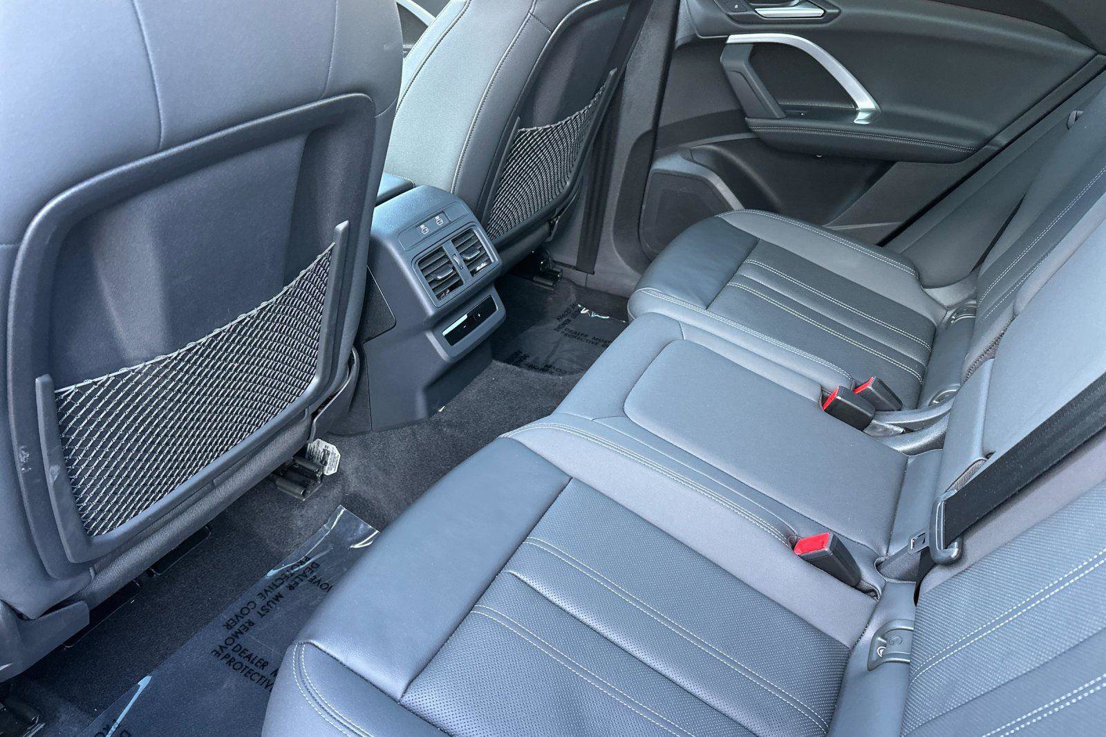 Used 2025 Audi Q5 Premium Plus w/ Premium Plus image 12