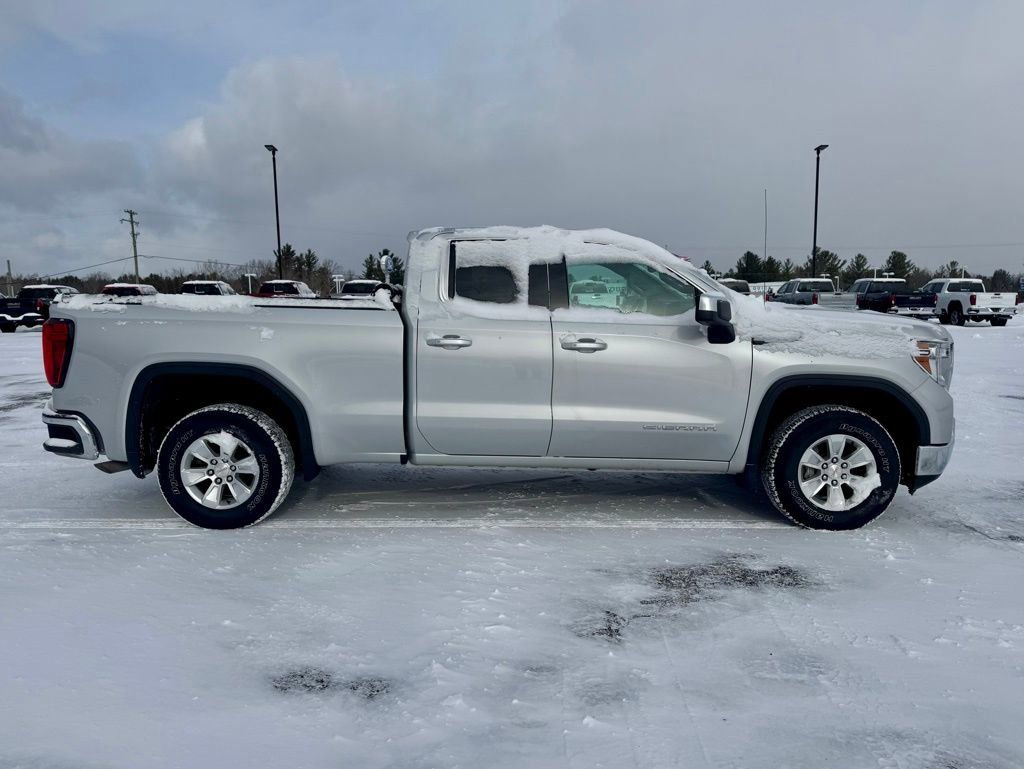 Used 2020 GMC Sierra 1500 SLE w/ SLE Value Package image 11