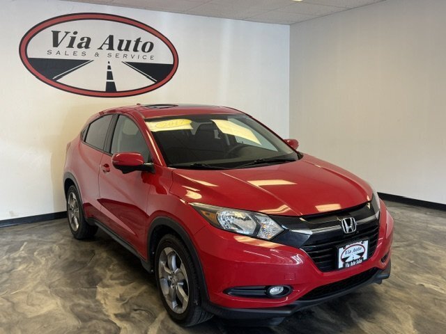 Used 2017 Honda HR-V EX image 1