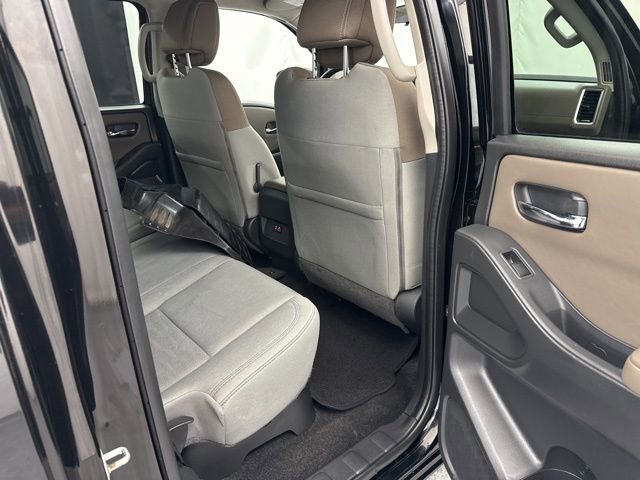 Used 2022 Nissan Frontier SV w/ Technology Package image 22