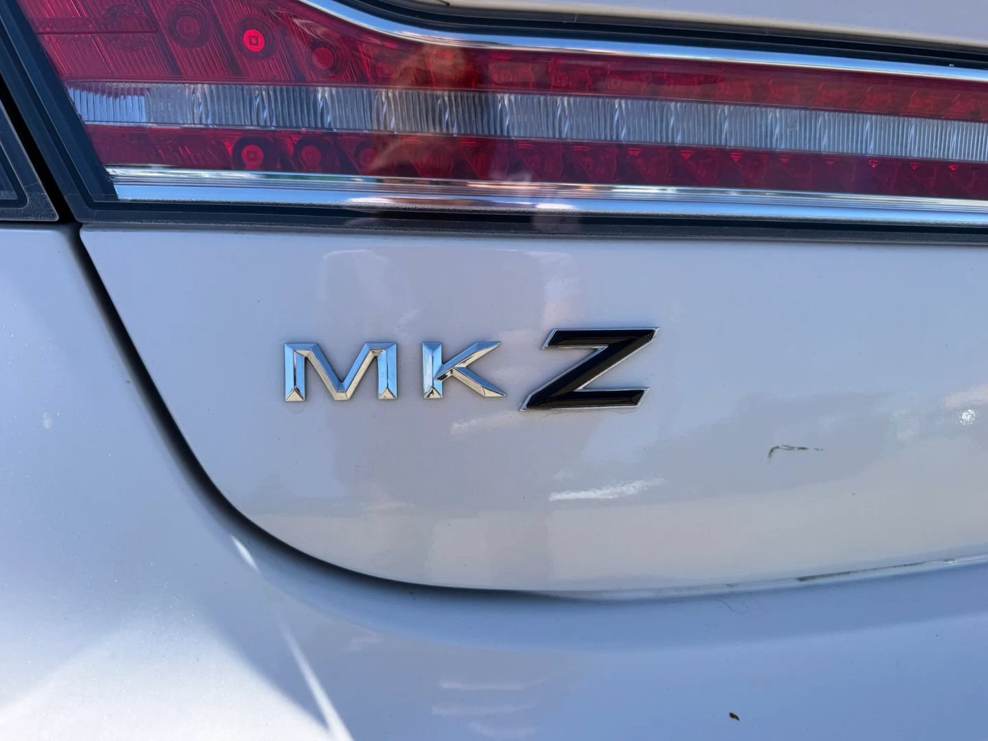 Used 2017 Lincoln MKZ Reserve w/ Climate Package FWD image 31