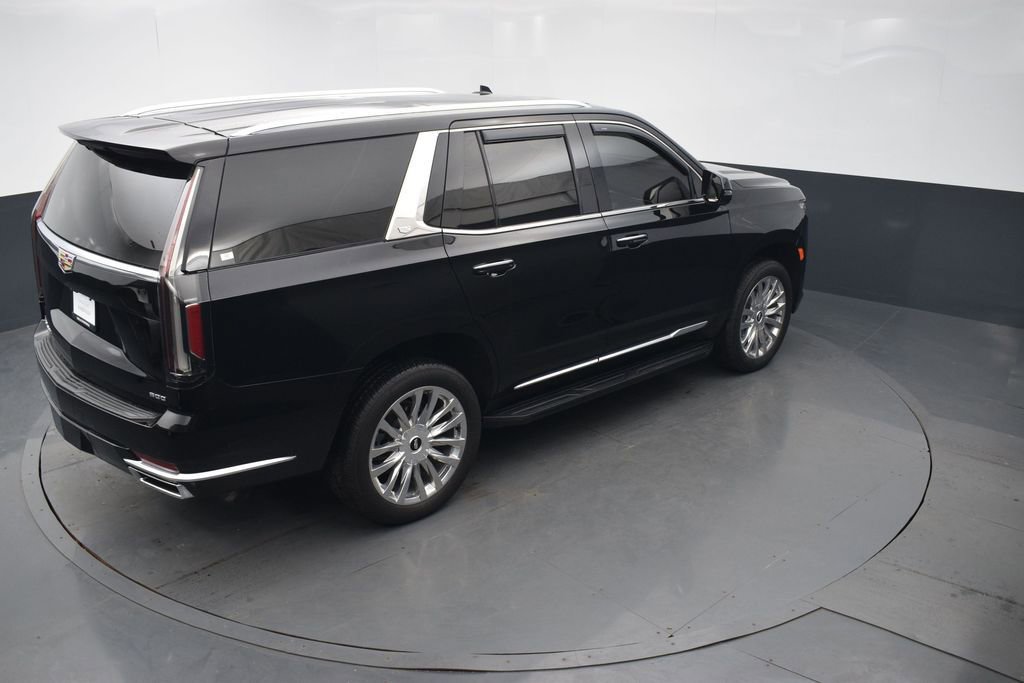 Used 2022 Cadillac Escalade Premium Luxury AWD/4WD image 46