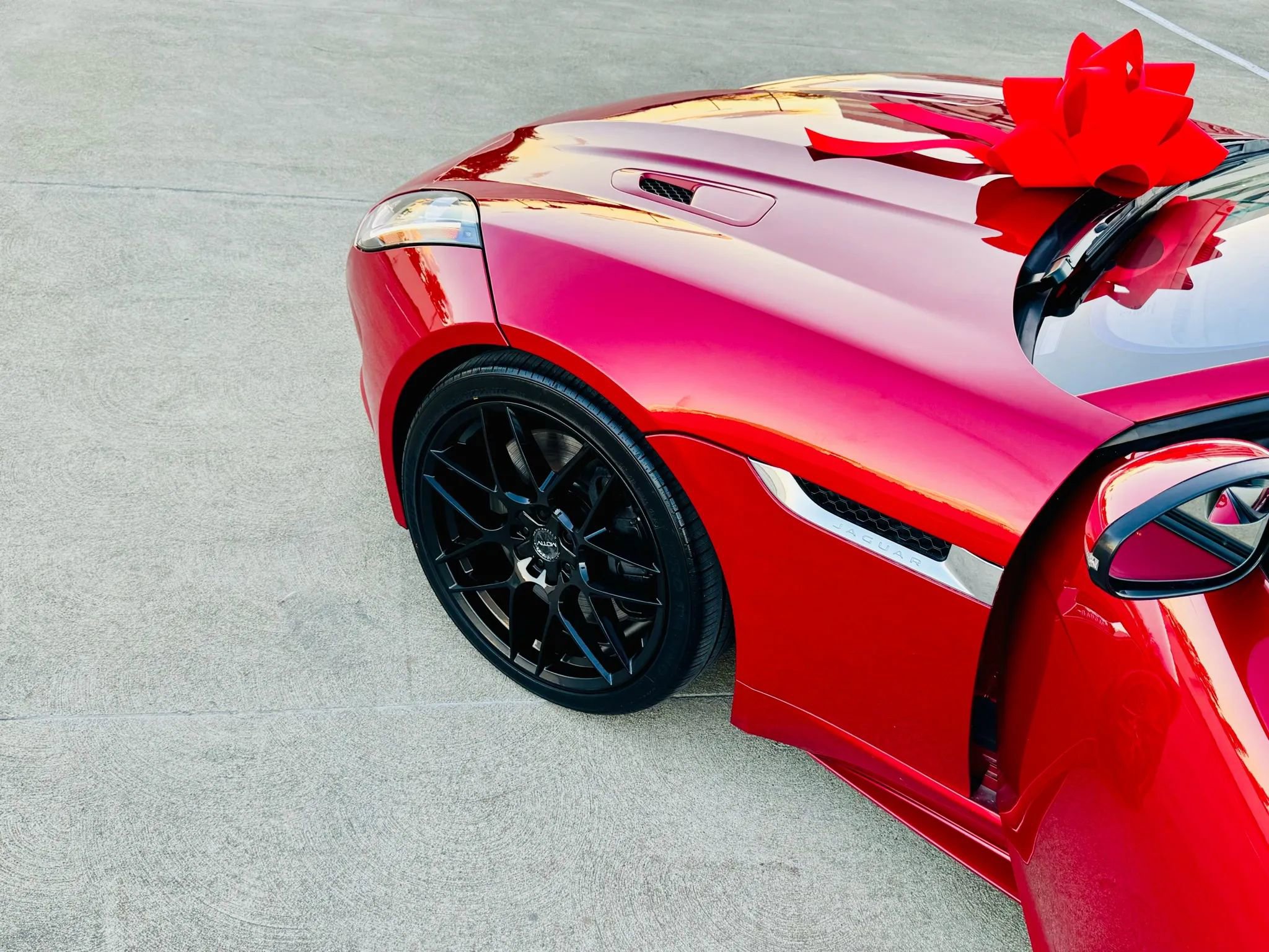 Used 2017 Jaguar F-TYPE S image 29