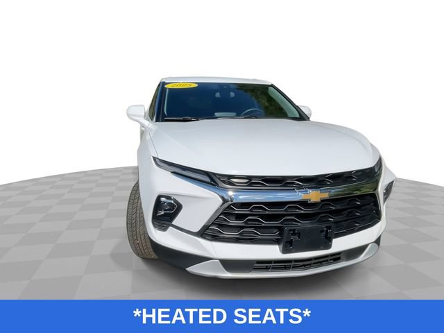 Used 2025 Chevrolet Blazer LT image 4