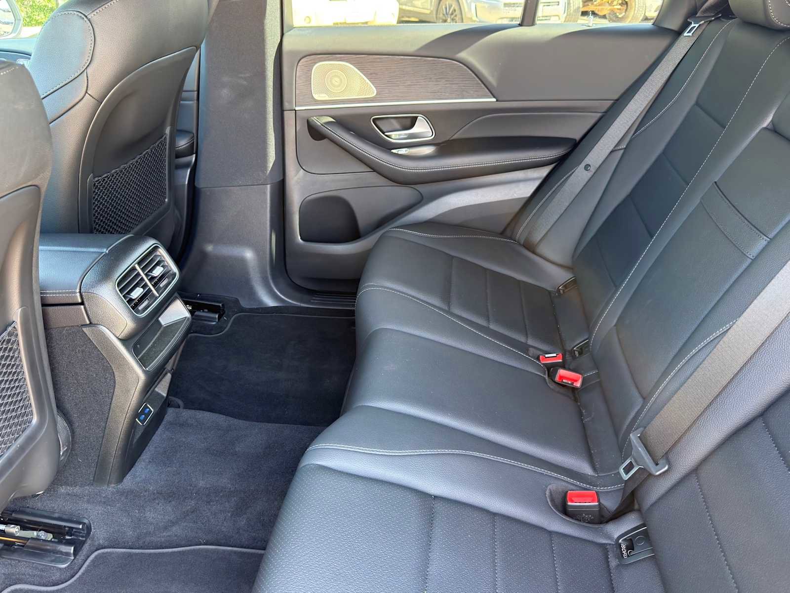 Used 2025 Mercedes-Benz GLE 450 4MATIC image 25