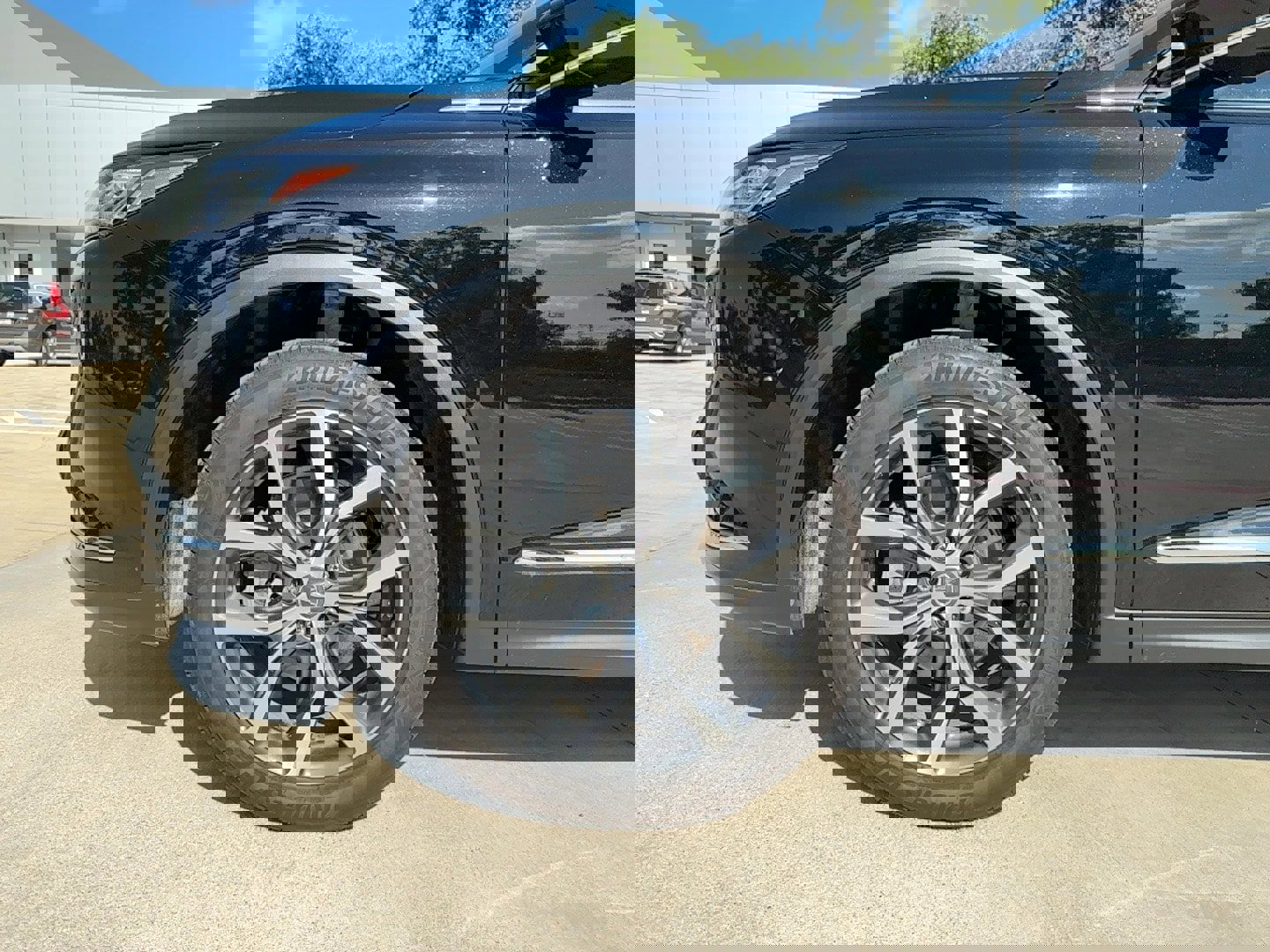 Used 2024 Acura MDX FWD w/ Technology Package image 10