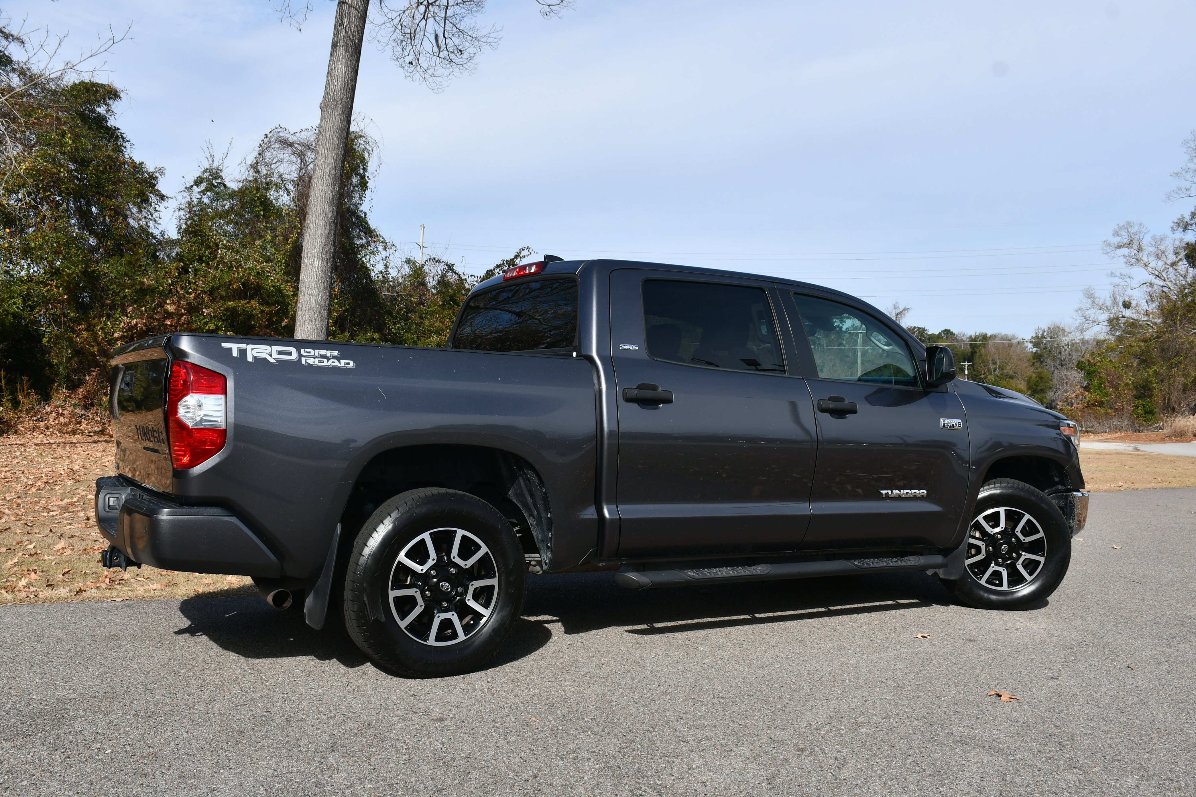 Used 2021 Toyota Tundra SR5 w/ TRD Off-Road Plus Package image 4