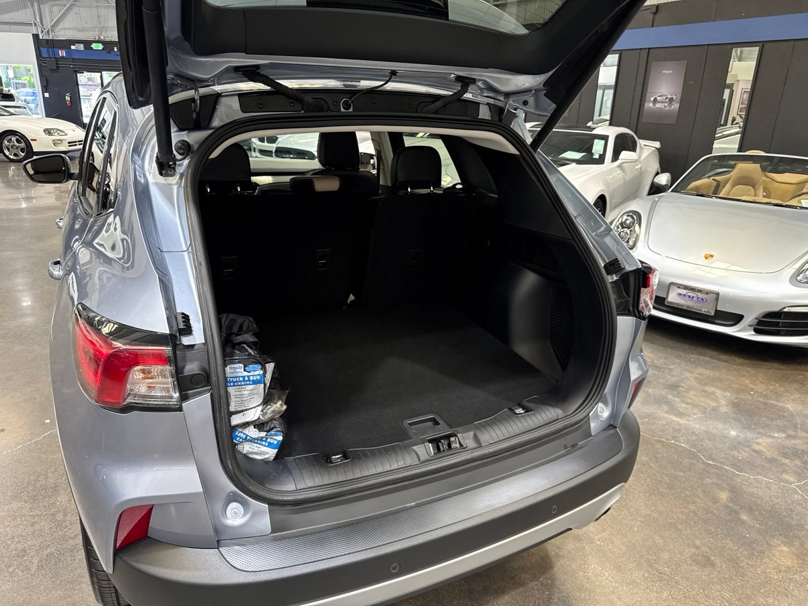 Used 2022 Ford Escape Titanium AWD/4WD image 48