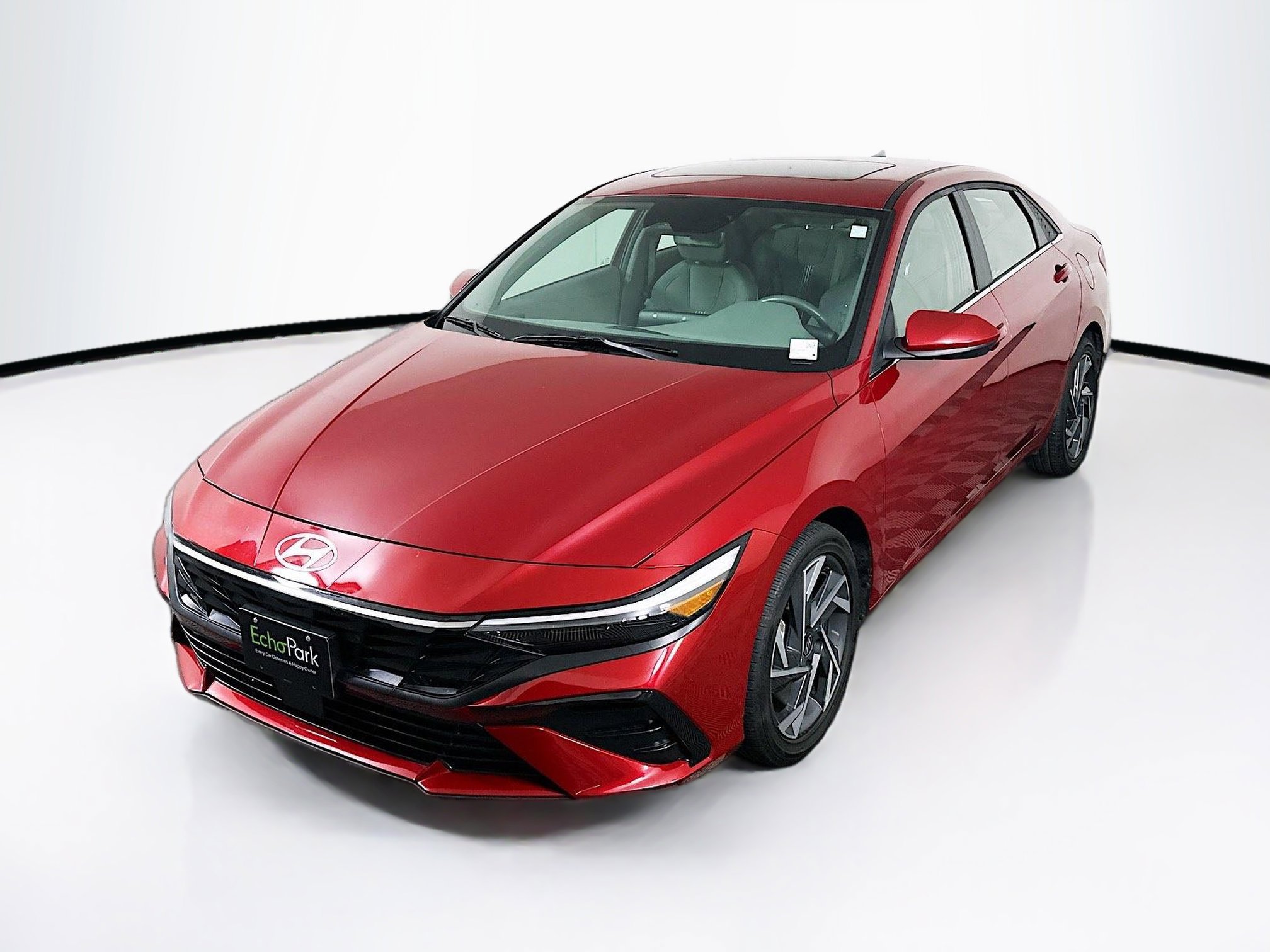 Used 2025 Hyundai Elantra SEL FWD image 3