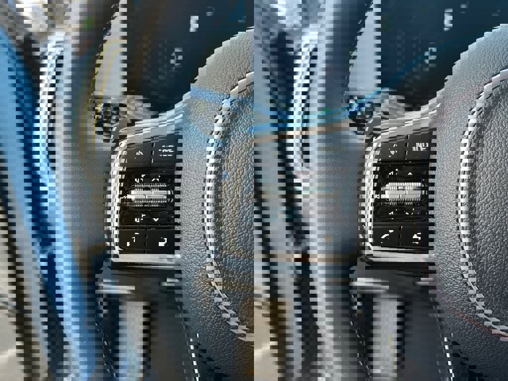 Used 2025 Kia Sorento SX Prestige image 17