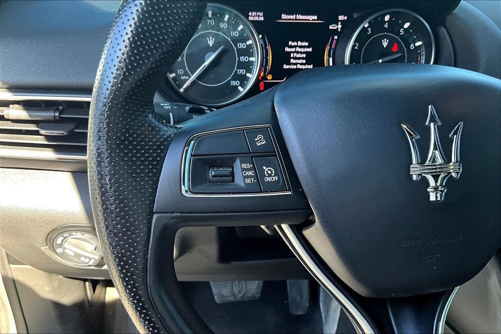 Used 2022 Maserati Levante GT AWD/4WD image 11