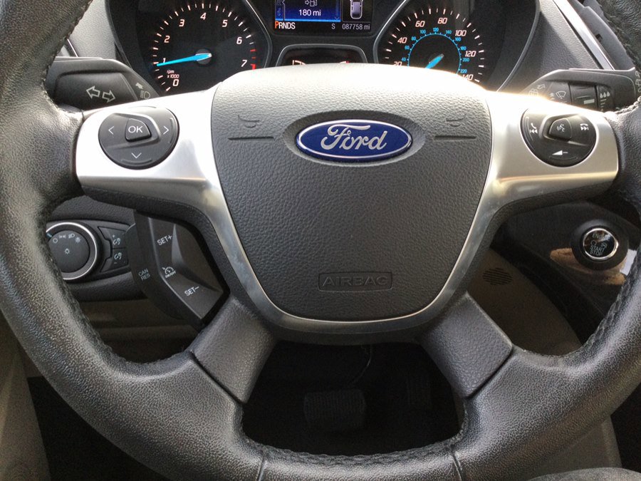 Used 2016 Ford Escape Titanium image 11