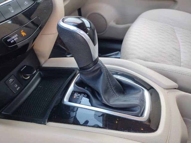 Used 2017 Nissan Rogue S image 25