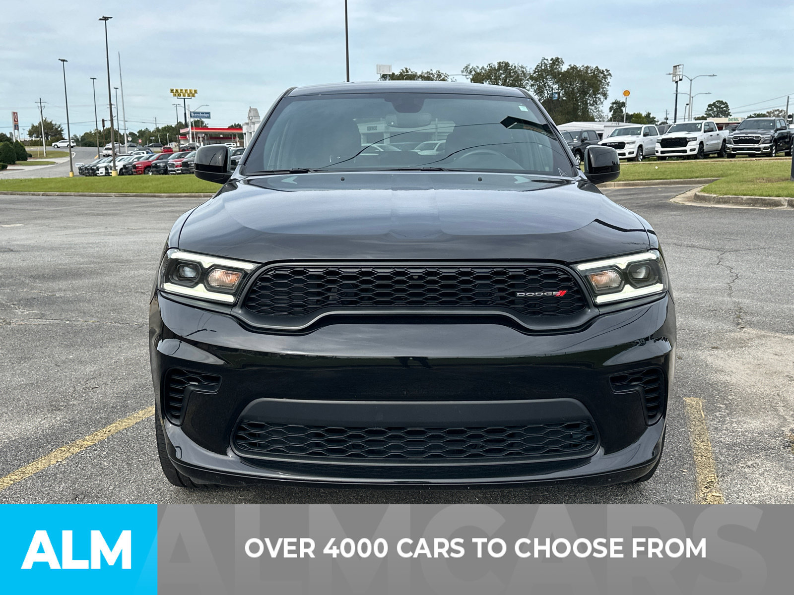 Used 2025 Dodge Durango GT AWD/4WD image 2