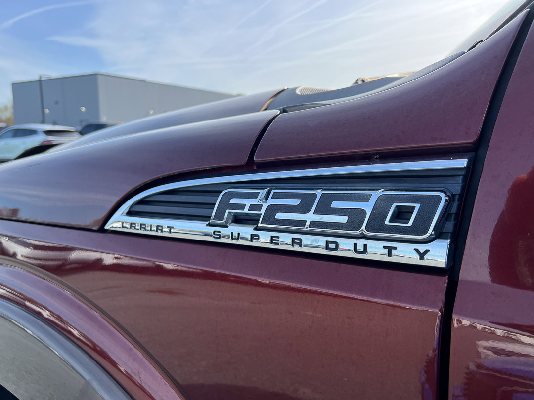 Used 2015 Ford F250 Lariat w/ Chrome Package image 3