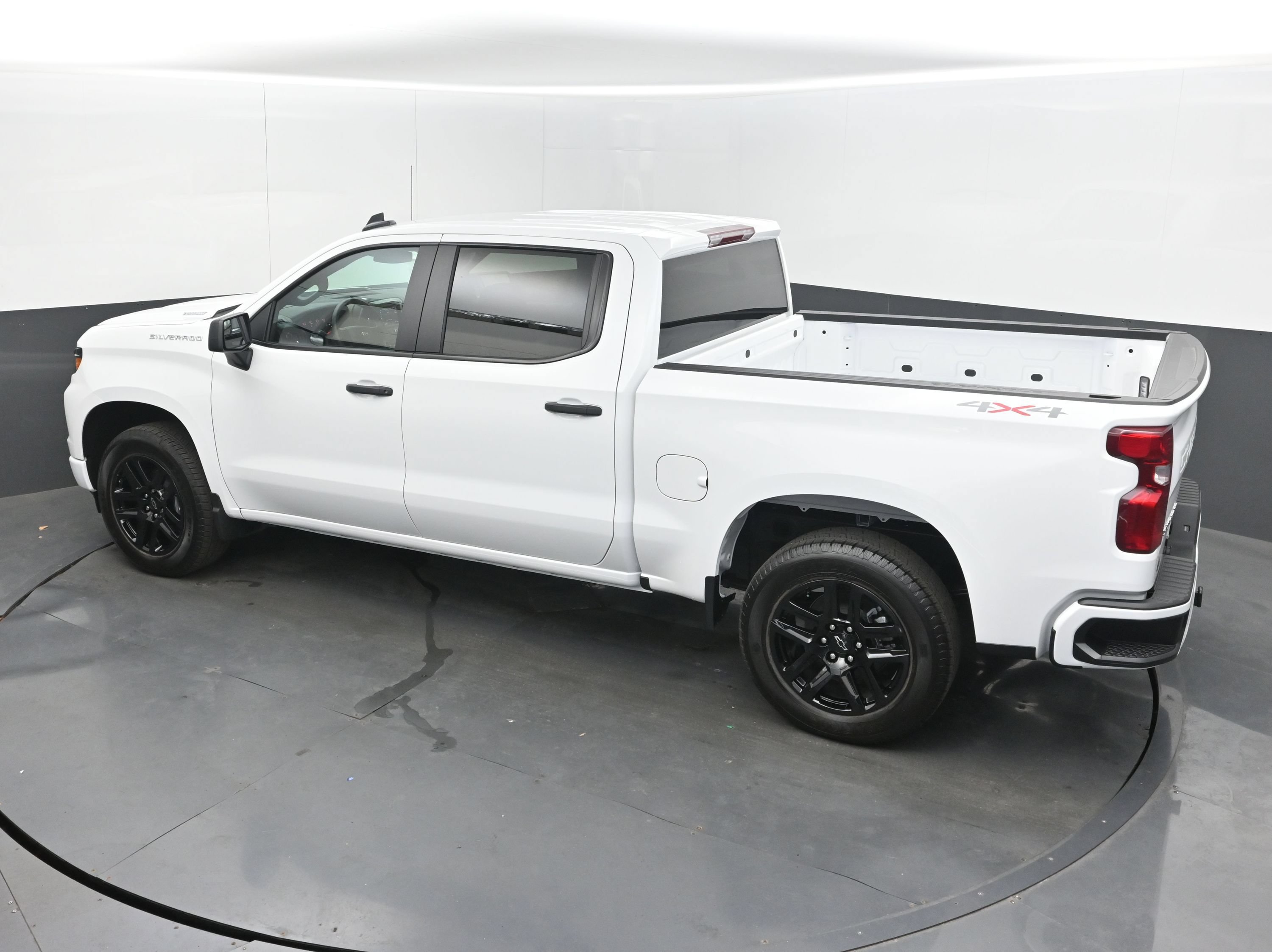 Used 2026 Chevrolet Silverado 1500 Custom AWD/4WD image 35