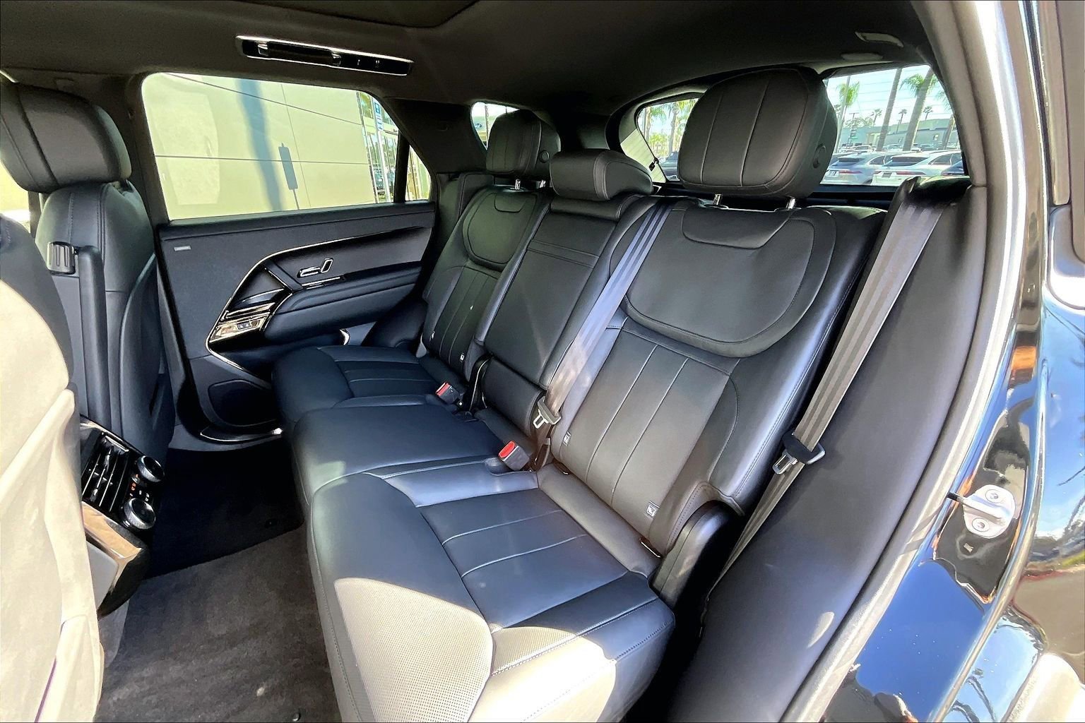 Used 2023 Land Rover Range Rover Sport SE image 26