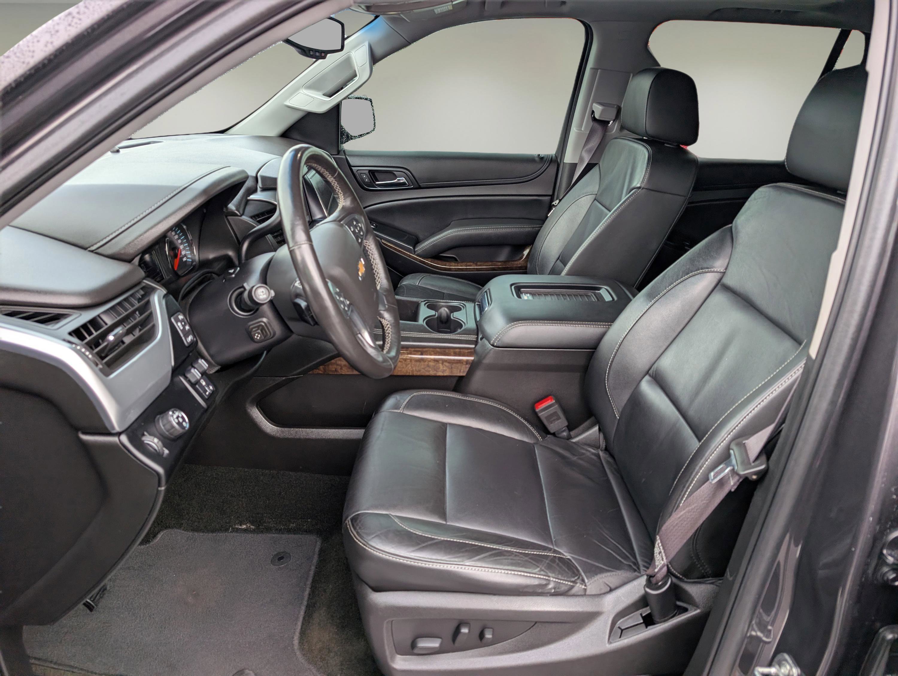 Used 2017 Chevrolet Tahoe LT w/ LT Signature Package image 10