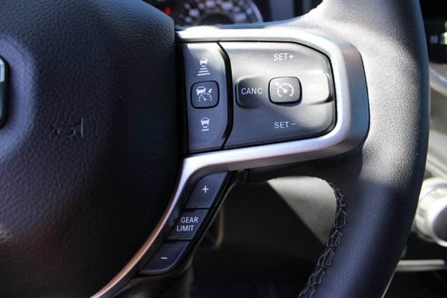 Used 2025 RAM 1500 Big Horn AWD/4WD image 18