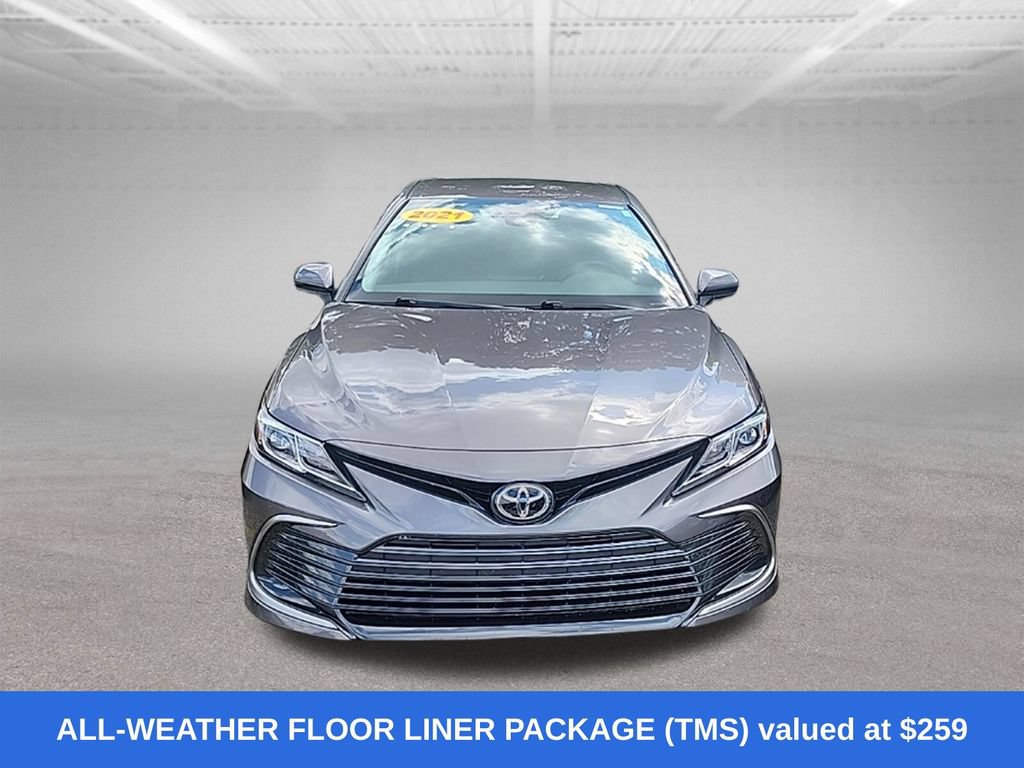 Used 2021 Toyota Camry LE FWD image 4