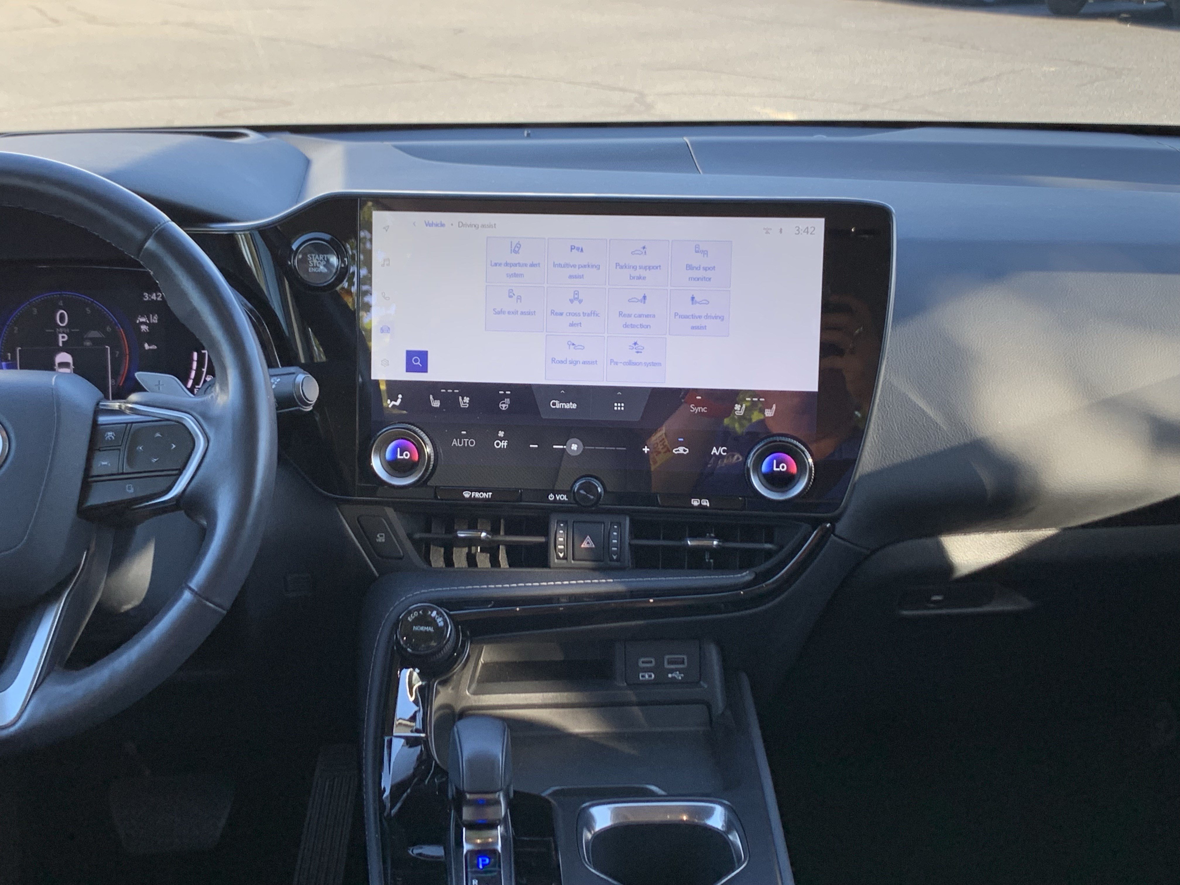 Certified 2024 Lexus NX 350 AWD w/ Vision Package image 31