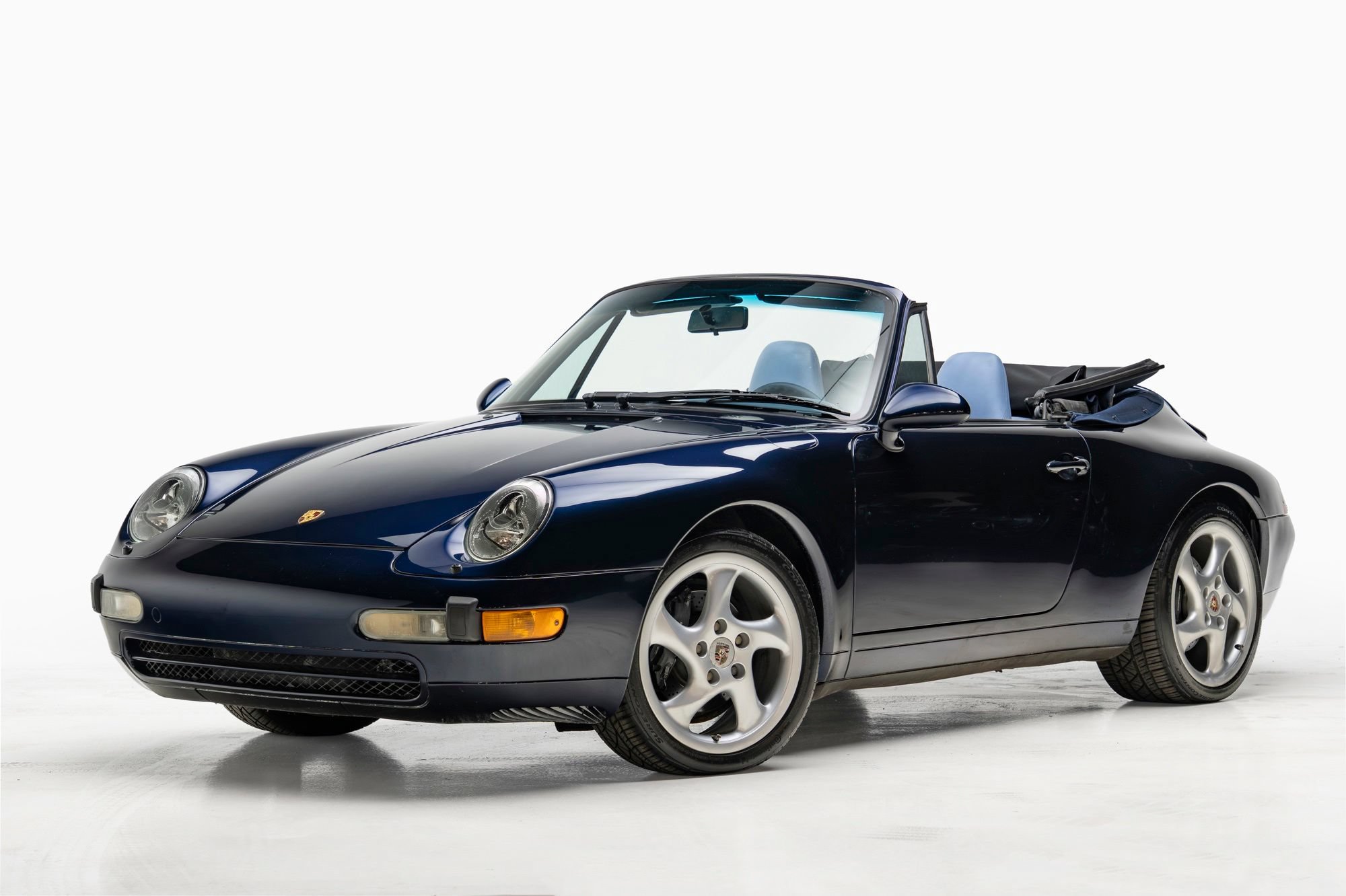 Used 1996 Porsche 911 Carrera RWD image 4