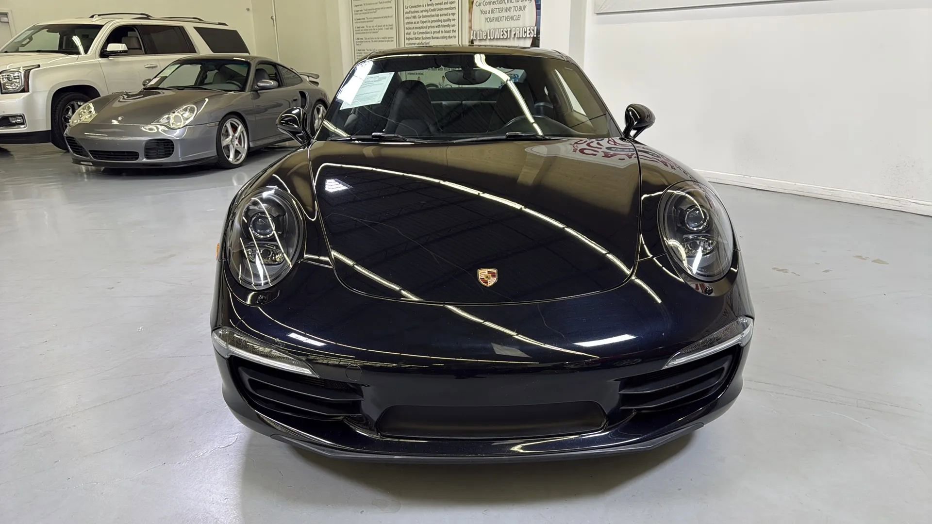 Used 2015 Porsche 911 Carrera 4S AWD/4WD image 3
