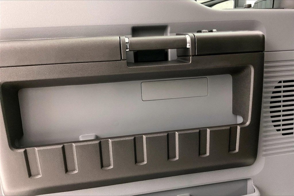 Used 2016 Ford F250 XL w/ Power Equipment Group image 17