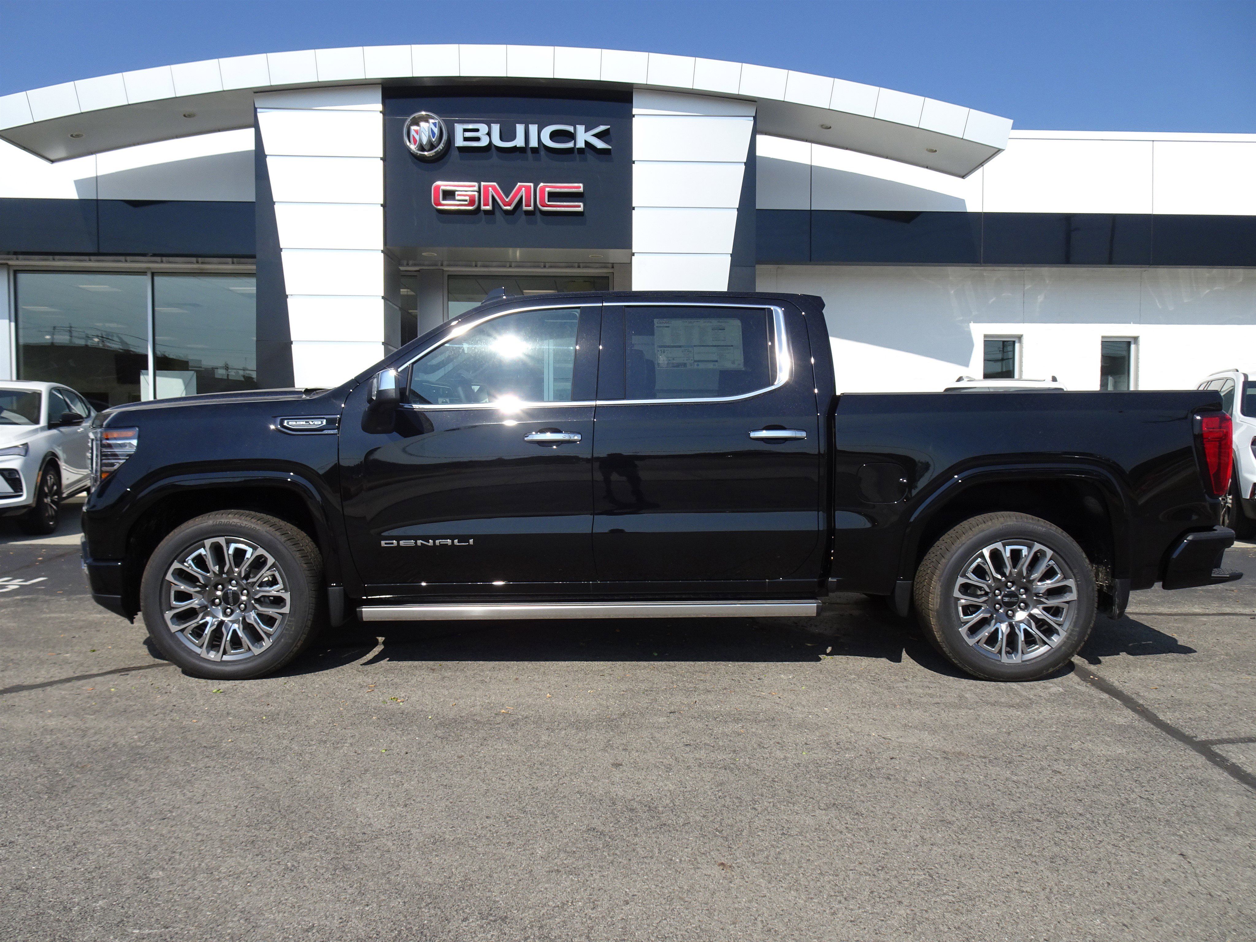 New 2026 GMC Sierra 1500 Denali Ultimate image 2