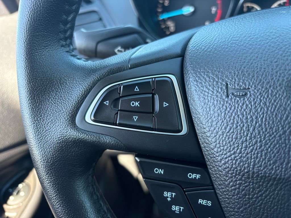 Used 2019 Ford Escape SEL image 15