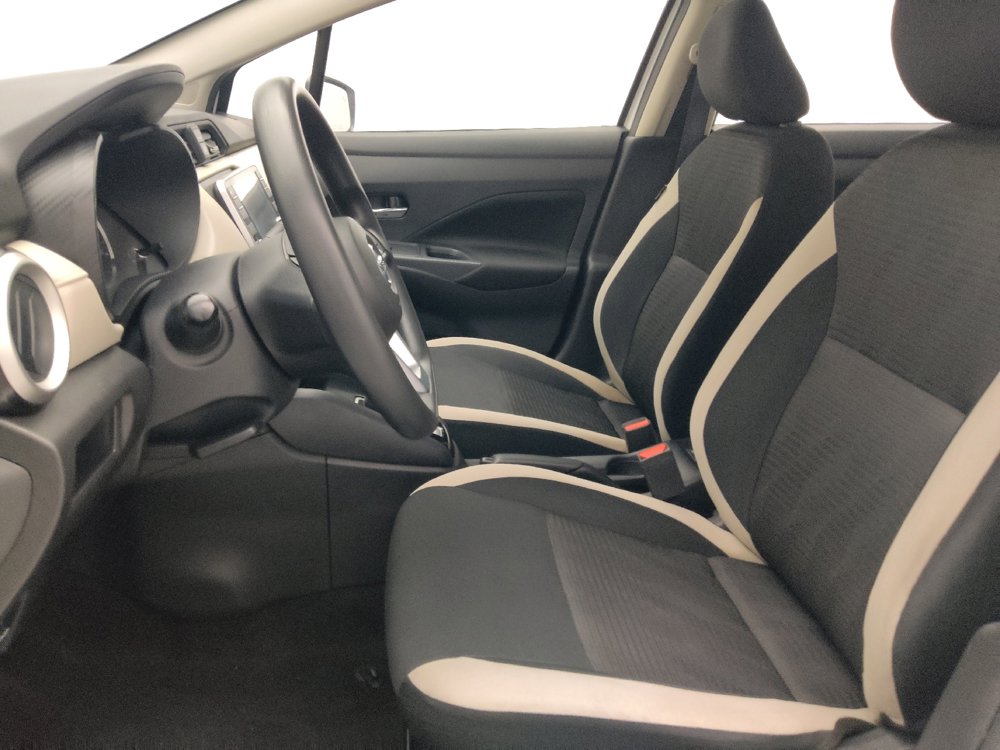 Used 2022 Nissan Versa SV FWD image 17