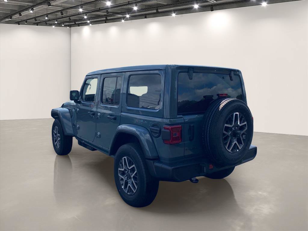 New 2026 Jeep Wrangler Unlimited Sahara w/ Safety Group AWD/4WD image 3