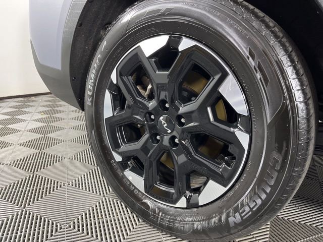 Used 2024 Kia Sorento S image 15