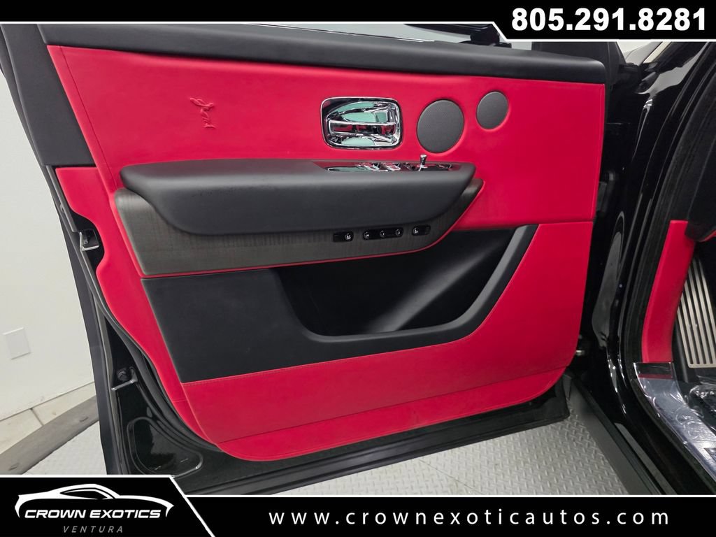 Used 2022 Rolls-Royce Cullinan w/ Interior Detailing Package AWD/4WD image 32