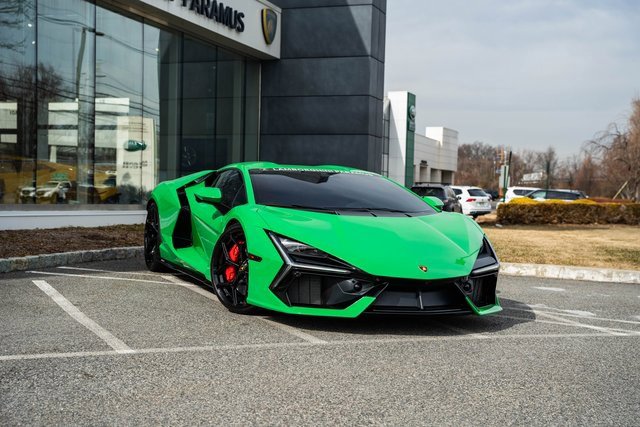 Used 2024 Lamborghini Revuelto image 28