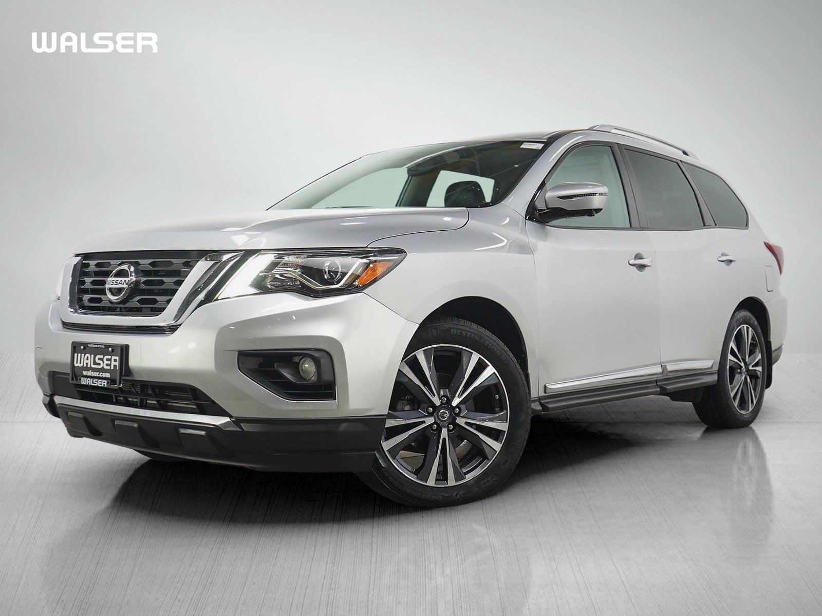 Used 2017 Nissan Pathfinder Platinum w/ Cargo Package