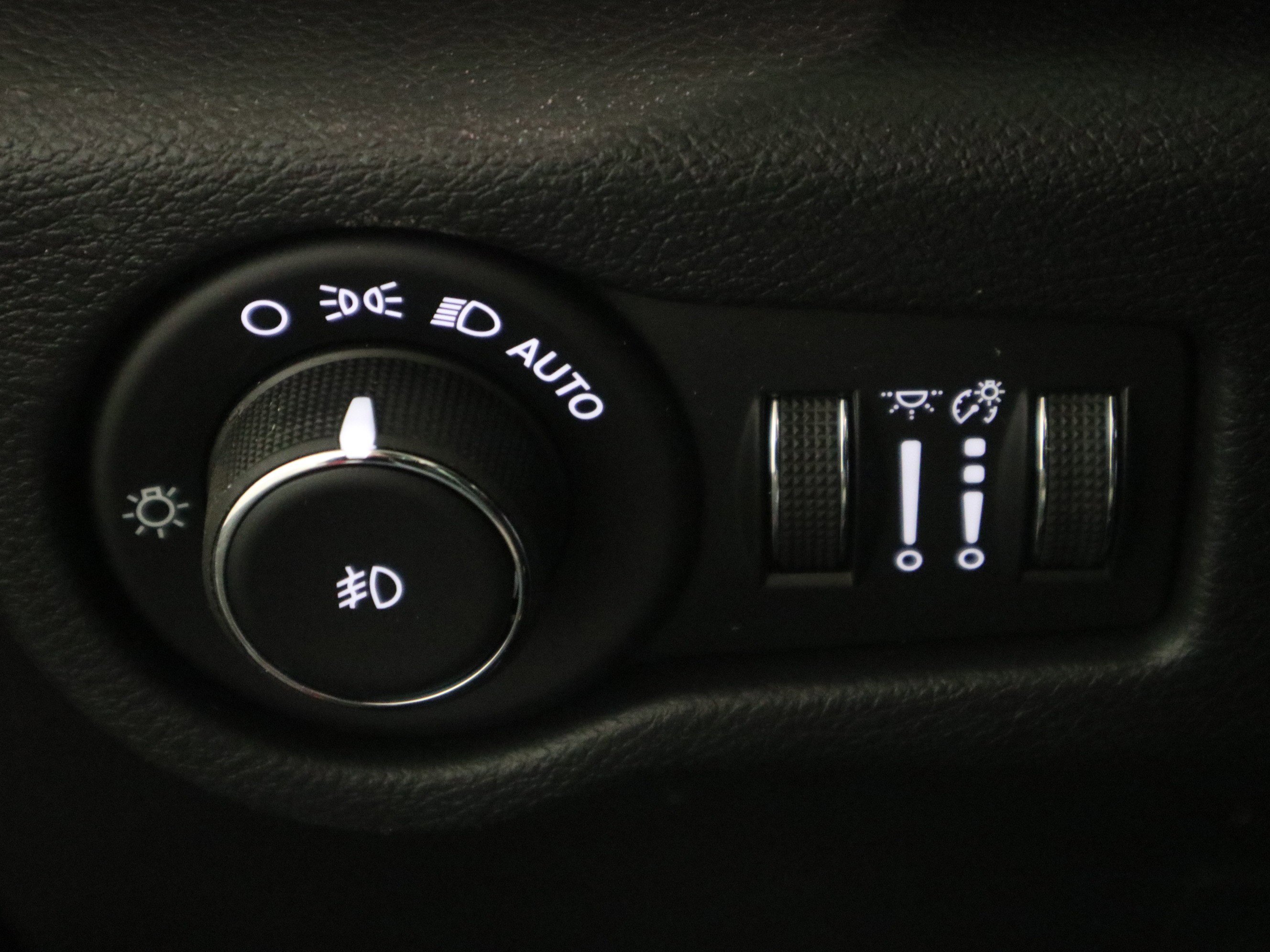 New 2026 Chrysler Pacifica Select image 34