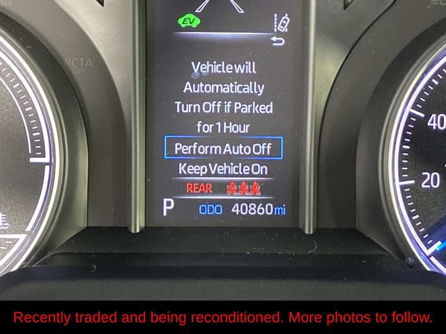 Used 2021 Toyota Venza LE AWD/4WD image 18