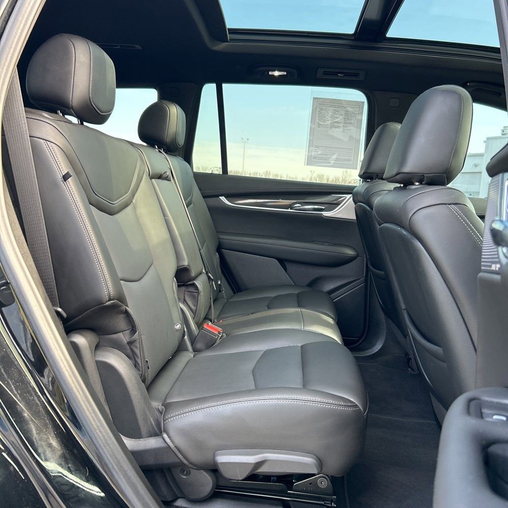 Used 2023 Cadillac XT6 Sport AWD/4WD image 18