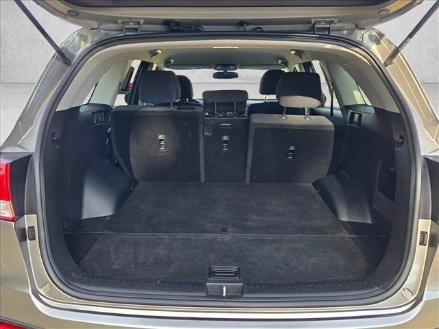 Used 2018 Kia Sorento FWD image 6