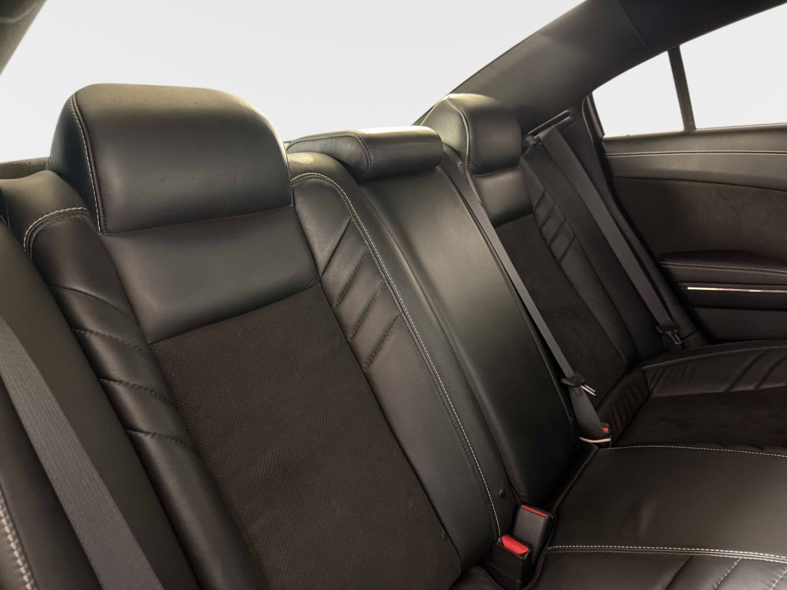 Used 2022 Dodge Charger SRT Hellcat w/ Harman/Kardon Audio Group RWD image 27