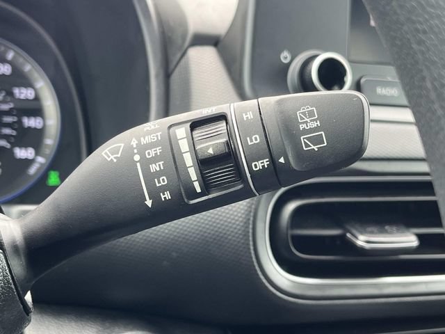 Certified 2023 Hyundai Kona SEL AWD/4WD image 29